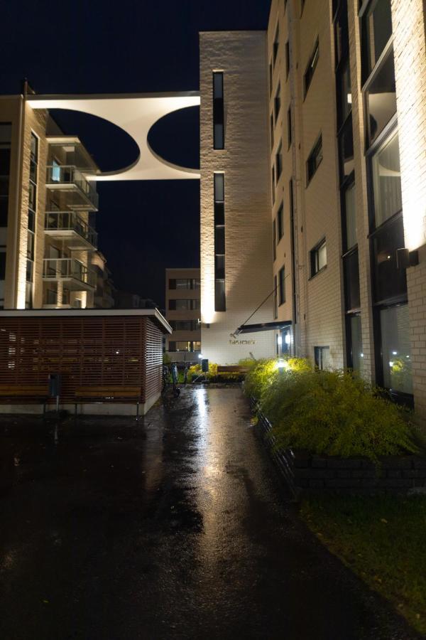 Arctic City Apartment Tammela With Sauna And Free Parking 罗瓦涅米 外观 照片